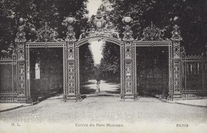 パリ、モンソー公園の入り口（モノクロ写真 作： French Photographer