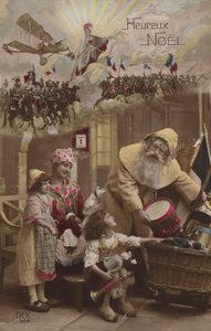 第一次世界大戦がバックグラウンドで戦う父のクリスマスが子供たちにプレゼントを贈る 作： French Photographer