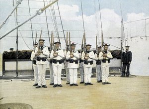 フランス海軍、19世紀後半：ライフル射撃の練習 - Bibl. des Arts deco. 作： French Photographer