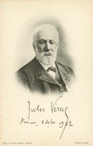 ジュール・ベルヌ 作： French Photographer
