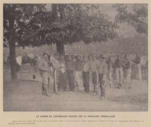 パリ・コミューン、ヴェルサイユ騎兵隊に占拠されたリュクサンブール公園(白黒写真) 作： French Photographer