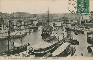 フランス、ブレストの軍事港。 1913年に送られたはがき。 作： French Photographer
