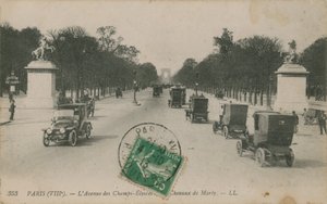 パリ-シャンゼリゼ通り。 1913年に送られたはがき。 作： French Photographer