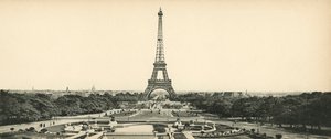 パリ、エッフェル塔、ジャルダンデュシャンドマルス、エッフェル塔、シャンドマルス庭園 作： French Photographer