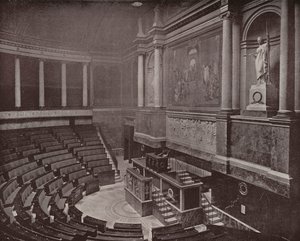 パリ下院議員会館(モノクロ写真) 作： French Photographer