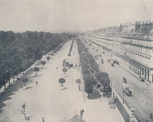 パリ。リヴォリ通りとチュイルリー公園のテラス（モノクロ写真 作： French Photographer