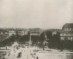 パリシャトレ広場(白黒写真) 作： French Photographer