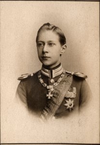 ウィリアム王子（1882-1951）の肖像、ドイツ皇太子 作： French Photographer