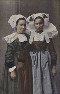 カンペール、女の子 作： French Photographer