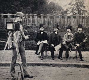 写真家の生活の一場面、「写真家の写真」。写真、19世紀後半、パリ。Coll.Selva. 作： French Photographer