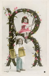 The Letter R (カラー写真) 作： French Photographer