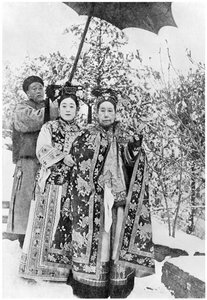 Tzu Hsi（1835-1908）中国の皇太后、1903年頃 作： French Photographer