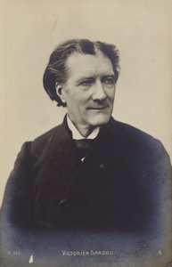 ヴィクトリアン・サルドゥ（1831-1908）、フランスの劇作家 作： French Photographer