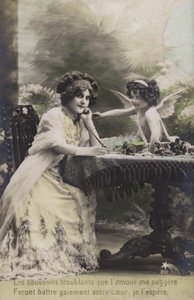 ケルビムに扮した女性と子供（カラー写真 作： French Photographer