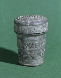 オルビエタン用ボックス（鉛）