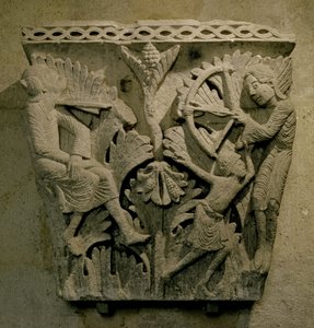 他人の首に矢を放つ男を描いた首都、c.1125-30（石灰岩） 作： French School