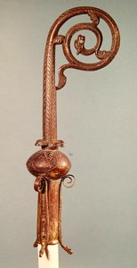 1213-27からのゲリス首相のクロジエ、サンリスの司教（金色の金属） 作： French School