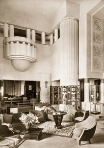 1925 年にパリで開催された国際博覧会のパビリオン プリマヴェーラ ホールのデザイン、パブ。 19 作： French School