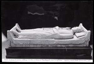 ヘンリー2世の彫像（1133-1189）イギリスの王 作： French School