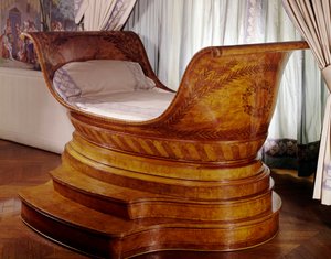 エンパイア・スタイル：フランソワ・ボードリーが作ったマホガニーのバスベッド。19世紀のパリ、装飾芸術。
