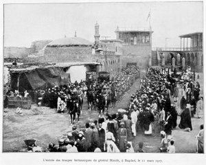 Enree des Anglais en Baghdad 11/3/1917 (General Stanley Maude), "Album de la guerre 1914-1919", ed. 1927. 作： French School