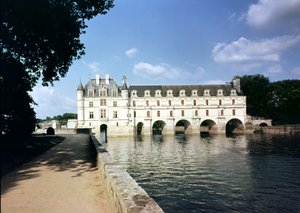外観 作： French School