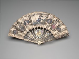 シノワズリーのシーン、肖像画、牧歌的な人物、静物画を備えた扇子、1780年代頃（アイボリー、ギルディング、マザーオブパール、ガラスまたはロッククリスタル、ペーストジェム（後）） 作： French School