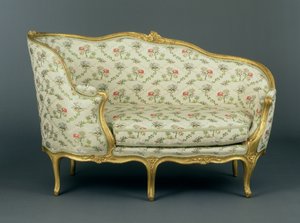 Louis XV彫刻が施されたGiltwood Veilleuse、c.1750（彫刻が施されたGiltwoodと室内装飾品） 作： French School