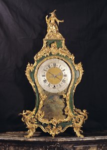 中国人（ormolu）が乗り越えたLouis XVスタイルの時計