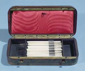 パリのシャルリエール製のオキュリスト楽器ケース 作： French School