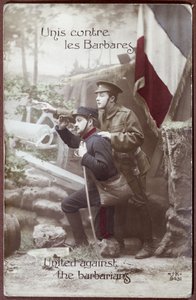 第一次世界大戦からの愛国的なポストカード。フランスとイギリスの兵士を一緒に描いたものです。c.1915