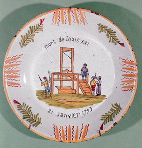 1793年1月21日のルイ16世の処刑を記念したフランス革命をモチーフにしたプレート（ファイアンス） 作： French School