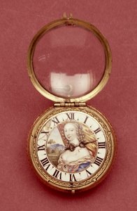 ジャンユベール作のアンマリエルイーズドルレアン、モンペンシエ公爵夫人（1627-93）の肖像画が描かれた白いエナメルチャプターリング付き懐中時計、1650年頃（金属金箔とエナメル） 作： French School