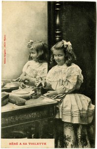 ポストカード：赤ちゃんのトイレ、ベルジュレ・エデュケーション、ワレリー・クリシェ（印刷紙 作： French School