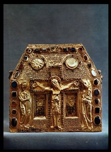 ペピンI世の聖遺物箱I（803-38）アキテーヌの王（木材に金をはめ込んだ宝石）