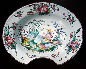 石工の装飾が施された精巧なプレート、c.1780（ポリクローム陶器）