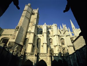 南から聖ジャスト大聖堂、1272年に開始 作： French School