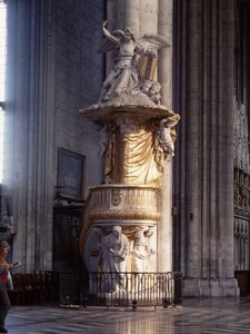 アミアンのカテドラルにある彫像（80）。 作： French School