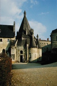 Tour dEvrault 作： French School
