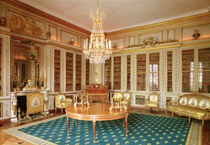 ガブリエルの指揮の下、ルソーによって1781年に装飾されたルイ16世の図書館（1754-93） 作： French School