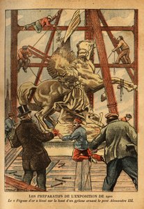 1900年の展覧会の準備のため、彫刻家エマニュエル・フレミエ（1824-1910）による金色のブロンズ像「レノミーに手綱を握られたペガーゼ」が、アレクサンドル3世橋を飾る4本の鉄塔のうちの1本の上に設置された。エマニュエル・フレミエ