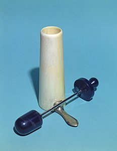 アントワーヌジョベールドゥランバル（1799-1867）が使用した膣鏡（メタル＆アイボリー）