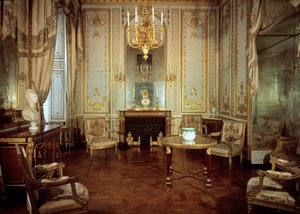 王妃マリー・アントワネット(1755-1793)の内部キャビネット(ドール・キャビネット)の図。ヴェルサイユ宮殿、城内美術館