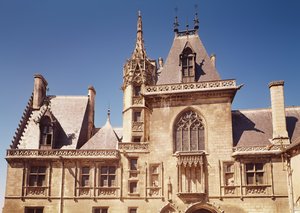 外観、1443-51 作： French School
