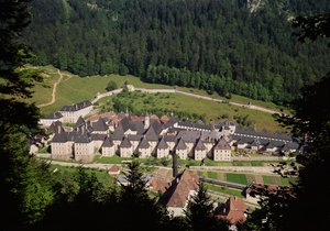 修道院の複合施設の眺め 作： French School