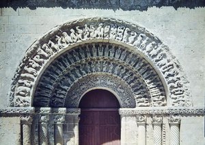 1150-75南トランセプトのポータルのビュー 作： French School