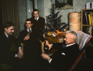 ドイツのドレスデンにあるフリッツ・グスタフ・ヴェンツェル博士とその妻ヴェルナの家族と自宅。 作： Fritz Wentzel