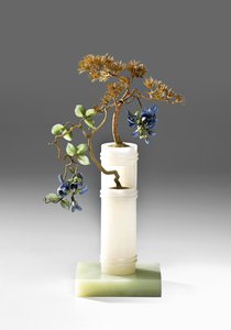 藤に抱かれた松、1908-1914