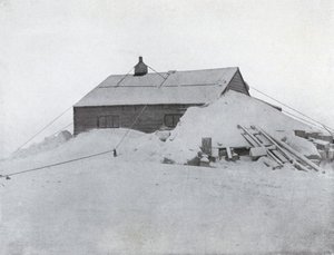 アデア岬の小屋、1911年、1913年 作： G. Murray Levick