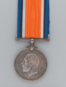 アンドレイア二等兵に与えられた英国戦争勲章1914-20 作： Gaetano Matteo Monti